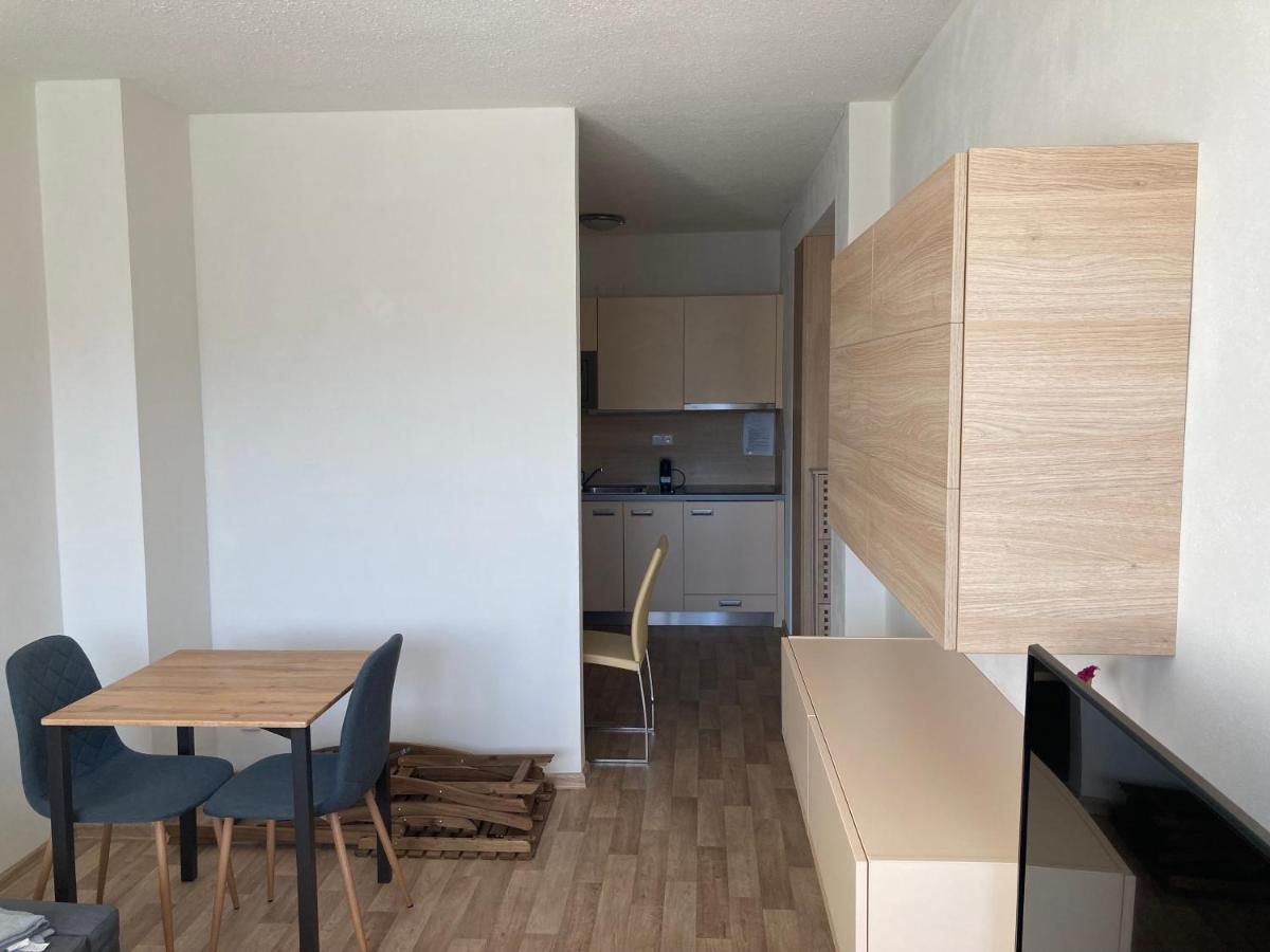 Apartman Vsemina 300 Exteriér fotografie