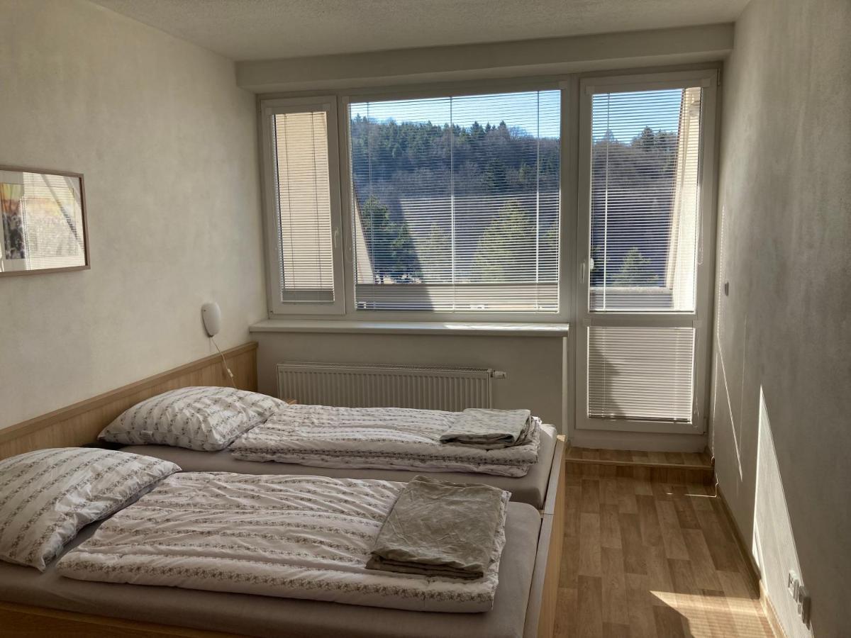 Apartman Vsemina 300 Exteriér fotografie