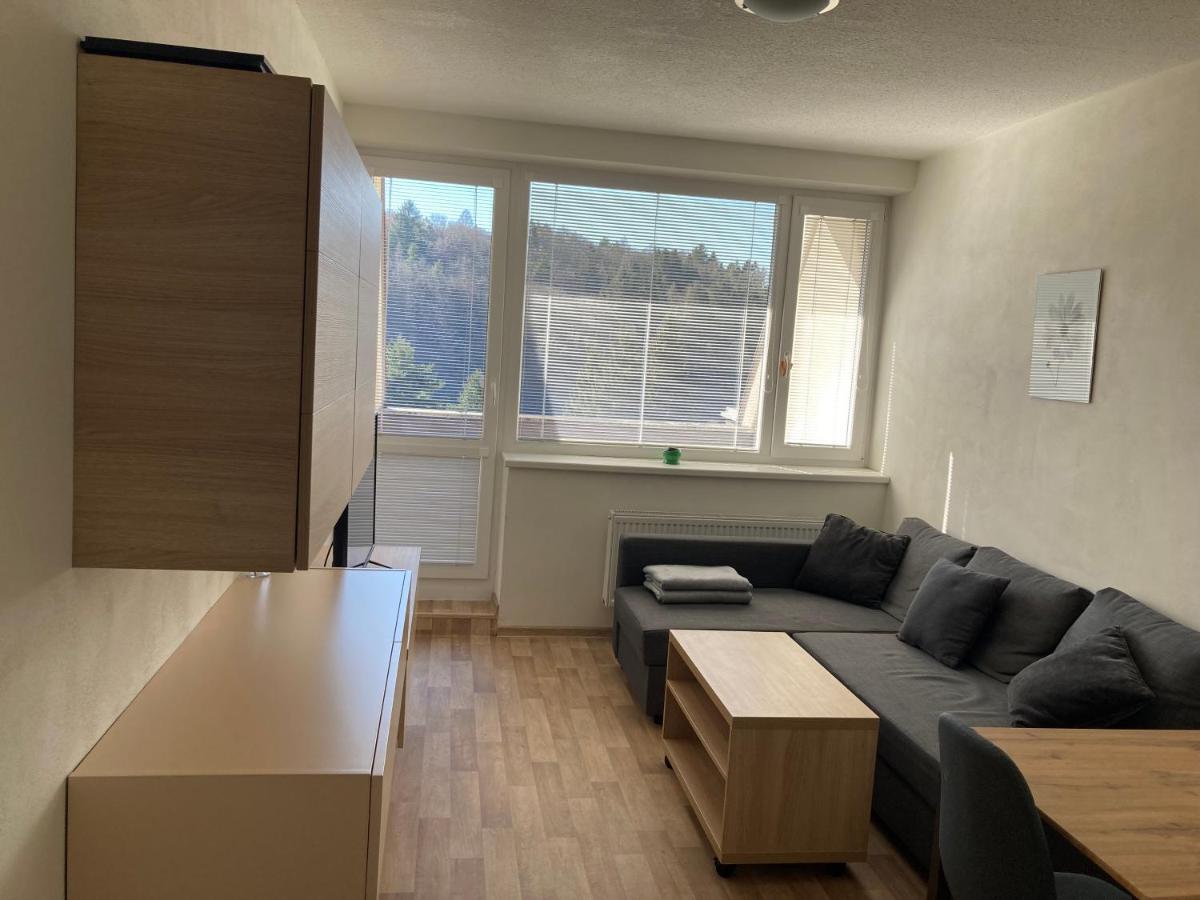 Apartman Vsemina 300 Exteriér fotografie