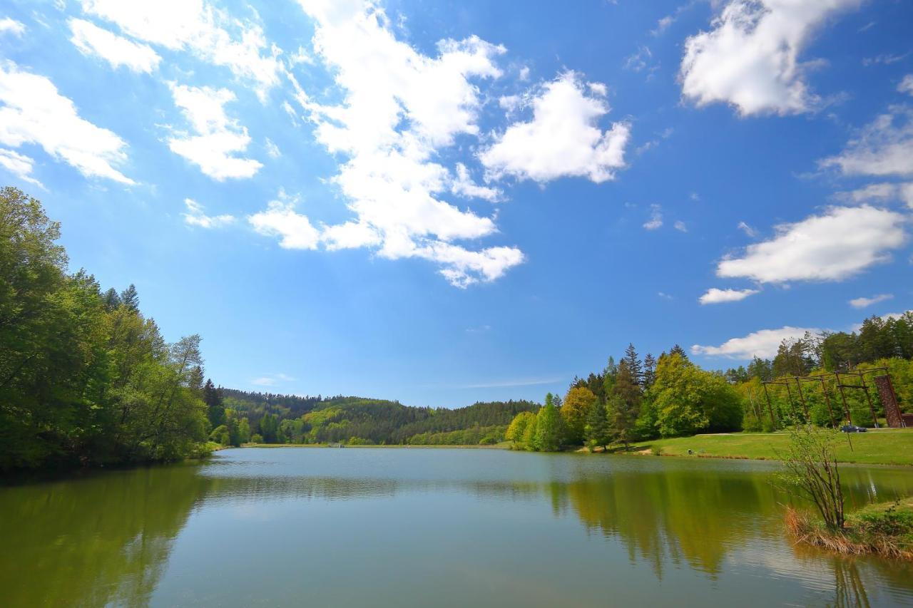 Apartman Vsemina 300 Exteriér fotografie
